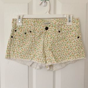 floral summer shorts!